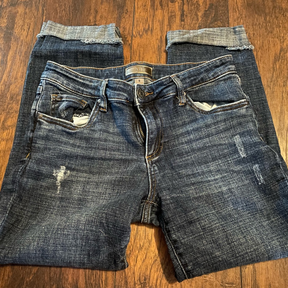 Kut from the Kloth Medium Blue Cropped Jeans